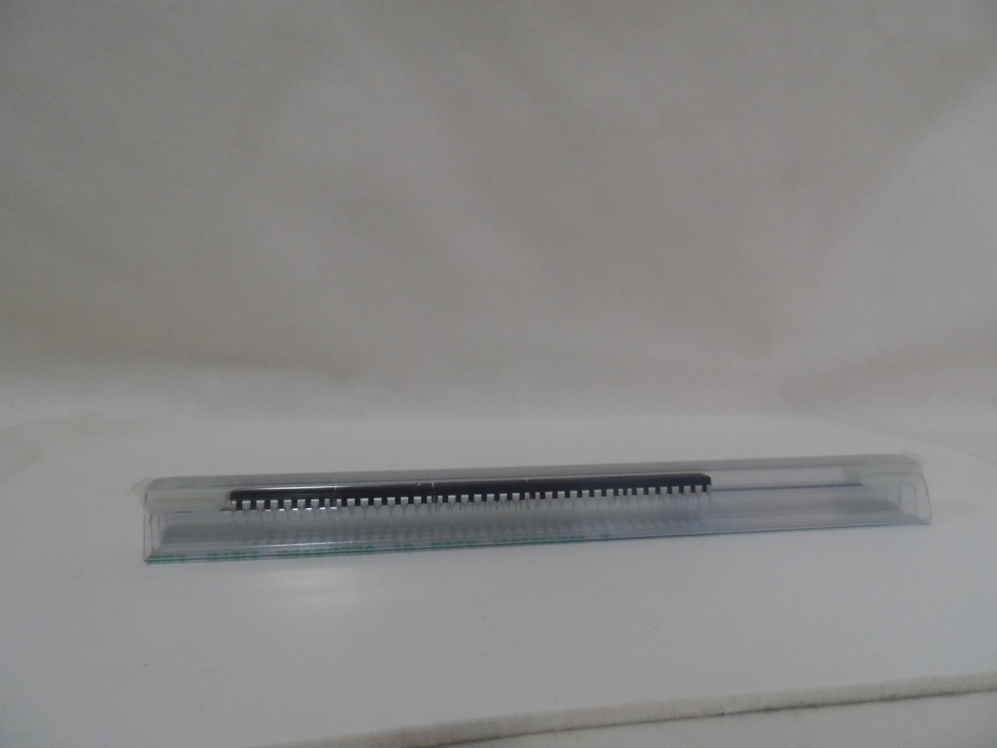 ENCAPSULATION, NEWARK - MC14049UBCPG, Encapsulation:DIP-16, Bit Binary ...