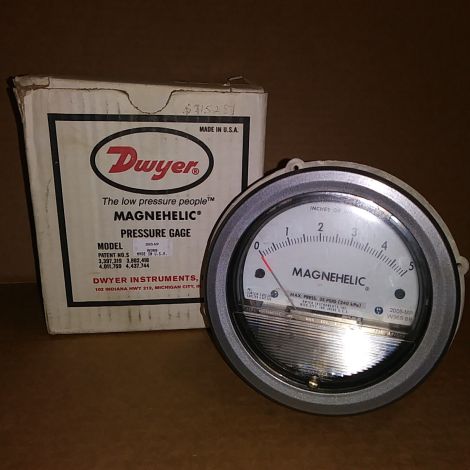 Dwyer 2005-MP Magnehelic Pressure Gauge - New in Box