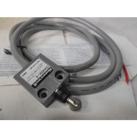Honeywell 914CE31-6 Microswitch Limit Switch Parallel Top Roller w/Boot Seal 6FT Cable